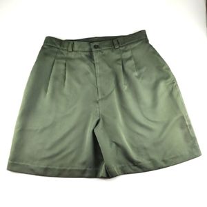 Marcia Moss Green Shorts (Size: 12)